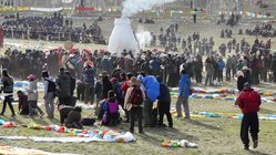Tibet Kailash Saga Dawa Fest Von weit her reisen tibetische Pilger zum Kailash, um an diesem Fest teilzunehmen.