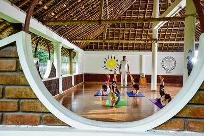 Tägliche Yoga-Einheiten ergänzen Ihre Ayurveda-Kur