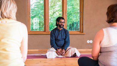 Wertvolle Erfahrungen bei Meditation und Atem-Praxis sammeln