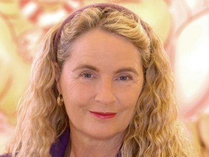Yogalehrerin Anna Trökes