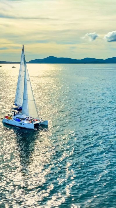 Segeltour auf dem Andamanensee in Phuket