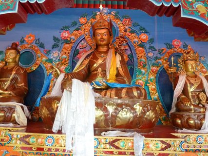 Buddha Padmasambhava im Taktok Kloster in Ladakh