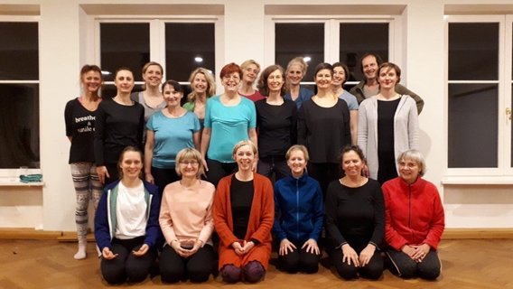 Die Yoga-Gruppe unserer Silvester-Reise im SEINZ Seminarhaus