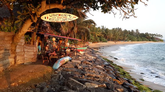 ayurveda-kuren-sri-lanka-reisen-sithnara-ayurveda-resort-ausflug-merissa Bei einem Strandspaziergang nach Merissa traditionelle Cafés entdecken