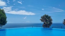 yoga-urlaub-portugal-madeira-hotel-estalagem-da-ponta-do-sol-pool Genießen Sie den Ausblick auf den Atlantik