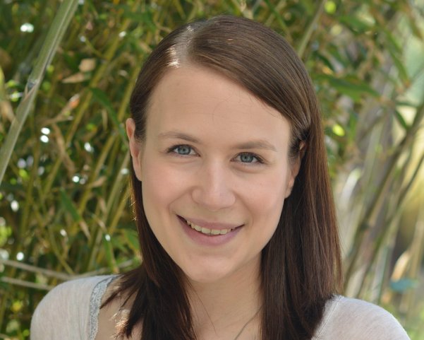 Viktoria Hintz aus dem Ayurveda Team berät Sie gerne persönlich unter +49 (0)2226-1588-307 Viktoria Hintz aus dem Ayurveda Team berät Sie gerne persönlich unter +49 (0)2226-1588-307