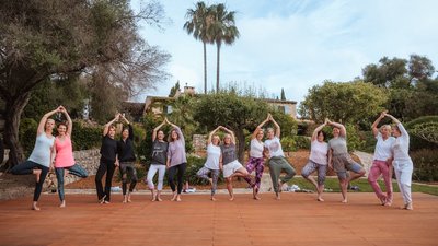 Gemeinsame Yoga-Stunden an der frischen Luft