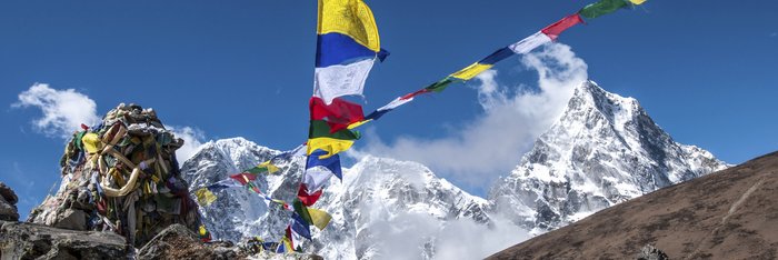 Gebetsfahnen im Himalaya