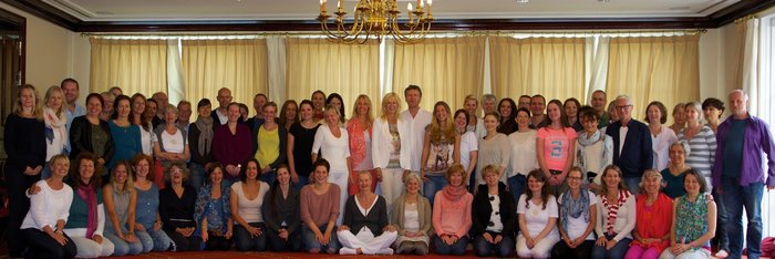 Gruppenfoto der NEUE WEGE Jubiläumsfeier