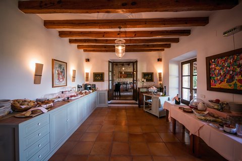 Das Frühstücksbuffet in der Yoga Finca bietet fast alles was das vegetarische Herz begehrt