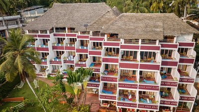 Das Soma Palmshore umgeben von Palmen