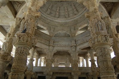 Der Ranakpur Jain Tempel im indischen Distrikt Pali