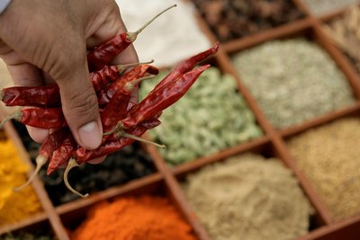 Probieren Sie auf Ihrer Reise die leckeren indischen Gewürze