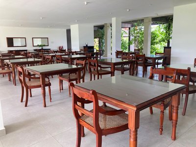 Genießen Sie im Restaurant täglich frisch zubereitet ayurvedische Speisen