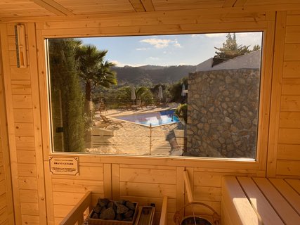 In der neuen Sauna der Finca können Sie spüren, wie Ihr Körper sich zunehmend entspannt. 