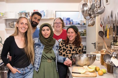 Das Küchen-Team freut sich darauf Sie mit biologischen Speisen zu bekochen