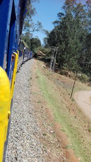 Mit dem Toy Train durch den Süden Indiens: Ein einmaliges Erlebnis 