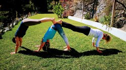 yoga-urlaub-spanien-anadalusien-castillo-san rafael-yogauebung Yoga zu dritt - neue Impulse im Castillo San Rafael