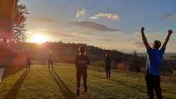 yoga-urlaub-italien-marken-villa-garulli-sonnenuntergang Genießen Sie von der Villa Garulli aus den Sonnenuntergang
