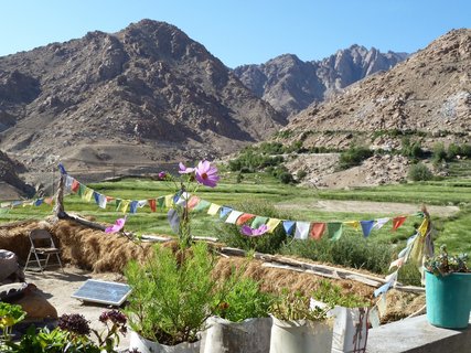 Entlang des Sham Valley Treks wandern