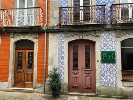Bunte Häuser in Viana do Castelo in Portugal