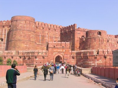 Das Rote Fort in der nordindischen Stadt Agra ist eine Festungs- und Palastanlage