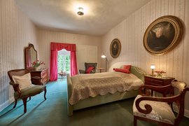Geblümtes Zimmer