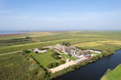 Das Nordsee-Hotel Arlau-Schleuse liegt inmitten des Nationalparks Wattenmeer