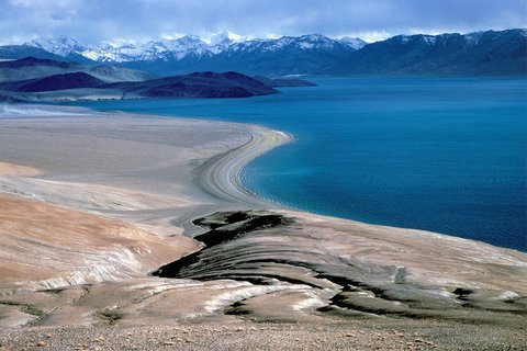 Der Tso Mariri Lake in Ladakh