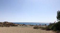 yoga-urlaub-italien-sardinien-hotel-galanias-strand-meer Genießen Sie die Ruhe am Strand