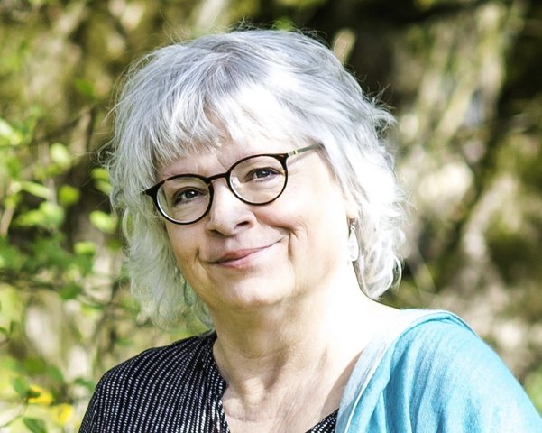 Yogalehrerin Eva Keller