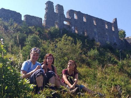 Eine gigantische Aussicht erwartet Sie von der Ruine Schlosskopf in Österreich