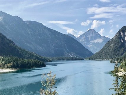 Erleben Sie die einzigartige Kulisse der Tiroler Alpen