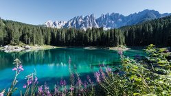 ayurveda-urlaub-italien-suedtirol-hotel-engel-latemar-wandern-see Erholen Sie sich auf den Wanderungen durch Südtirol und entdecken Sie den Latemar