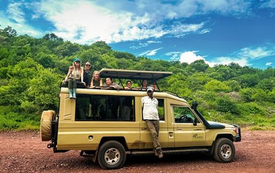 Ihr Guide begleitet Sie während Ihrer Safari