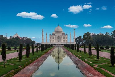 Besuchen Sie auf unseren Nordindien Reisen den Taj Mahal, eines von Indiens Wahrzeichen