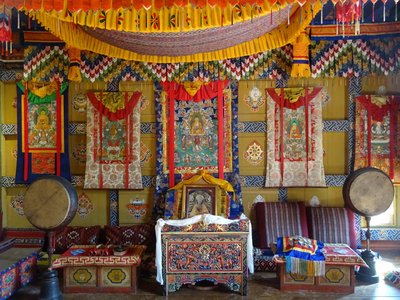 Im Inner des Tempel Gangtey Palace 