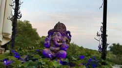 yoga-urlaub-finca-son-mola-vell-spanien-mallorca-statue-ganeisha Der Elefantengott Ganeisha ist auf der Finca der tägliche Begleiter