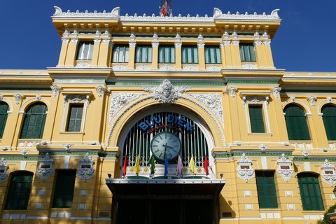 Das 130 Jahre alte Postamt im Herzen Saigons