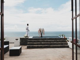 Terrasse mit privatem Pool in der Hibiskus Suite