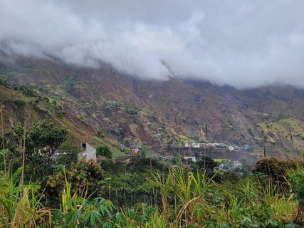 Der Nebel über den Bergen der Kapverden