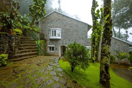 Das Luxury Zimmer inmitten der grünen Anlage