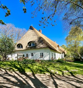 Bei der Restaurierung des Reetdachhofes stand der Erhalt des ursprünglichen Charakters im Vordergrund