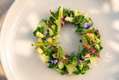 Probieren Sie die frischen Mahlzeiten im Kamalaya