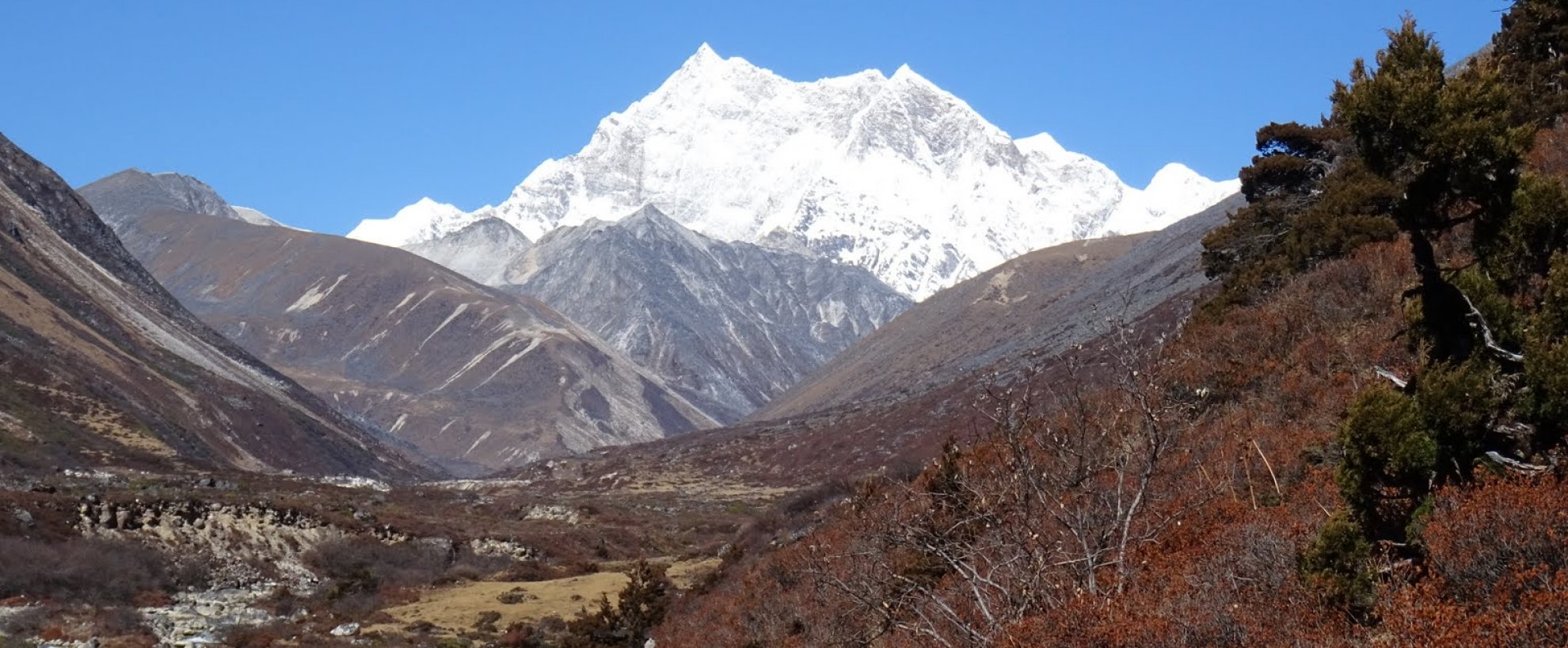 Urlaub Reise Reisen Trekking Bhutan Gangkar Puensum Trek