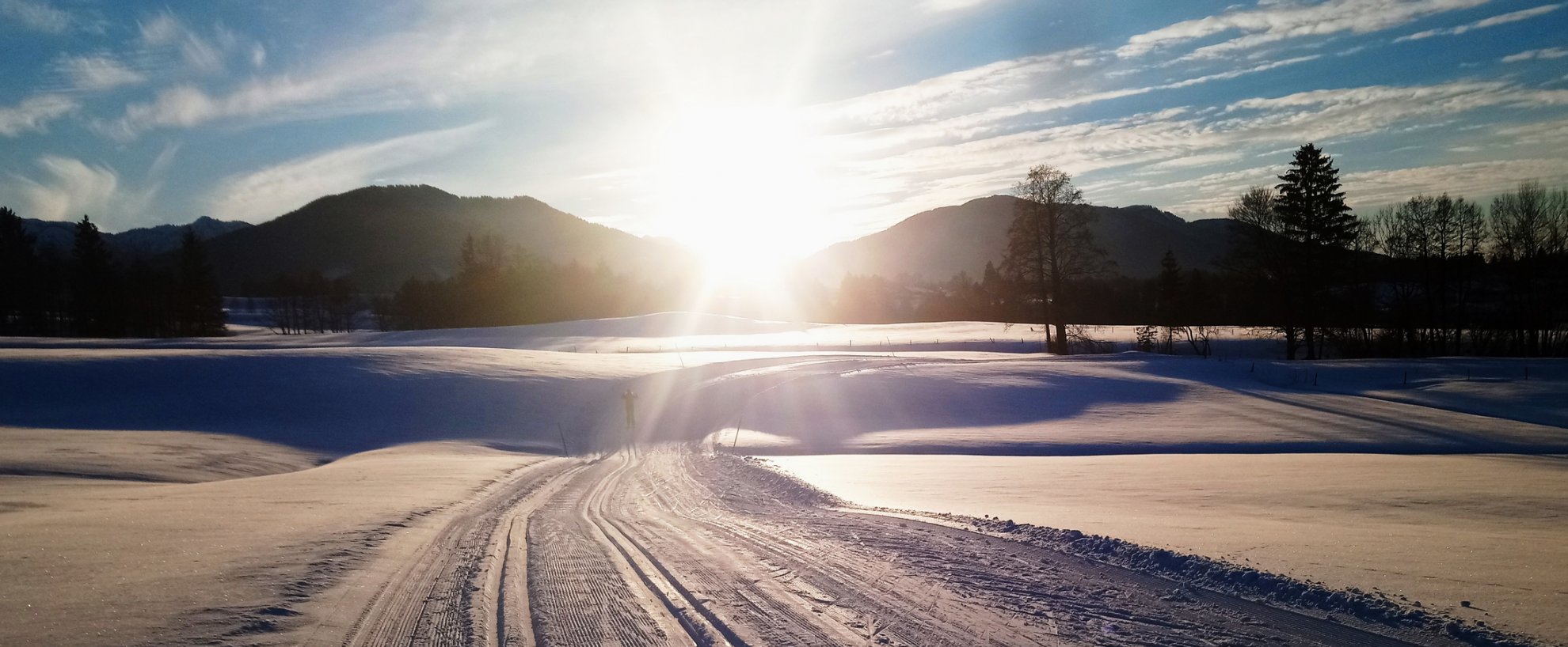 Yoga Urlaub Skilanglauf Deutschland Alpen Seinz Bio Seminarhaus Loipen Schnee Sonnenschein