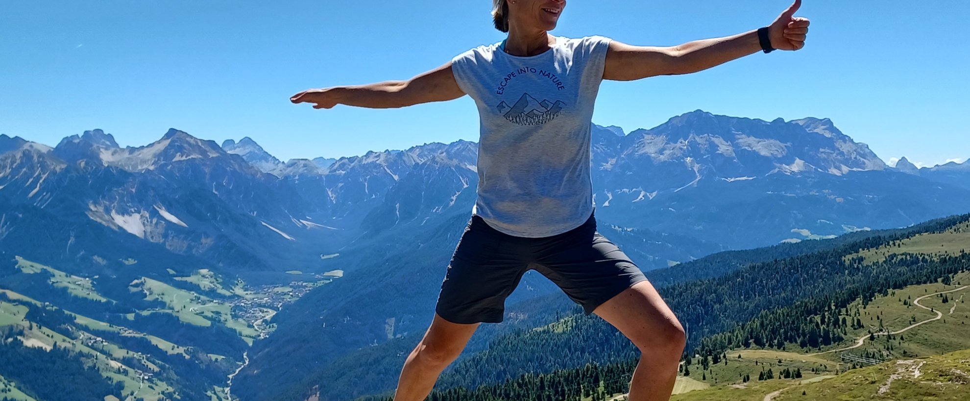 yoga urlaub reisen italien suedtirol hotel gasthof saalerwirt pose berge
