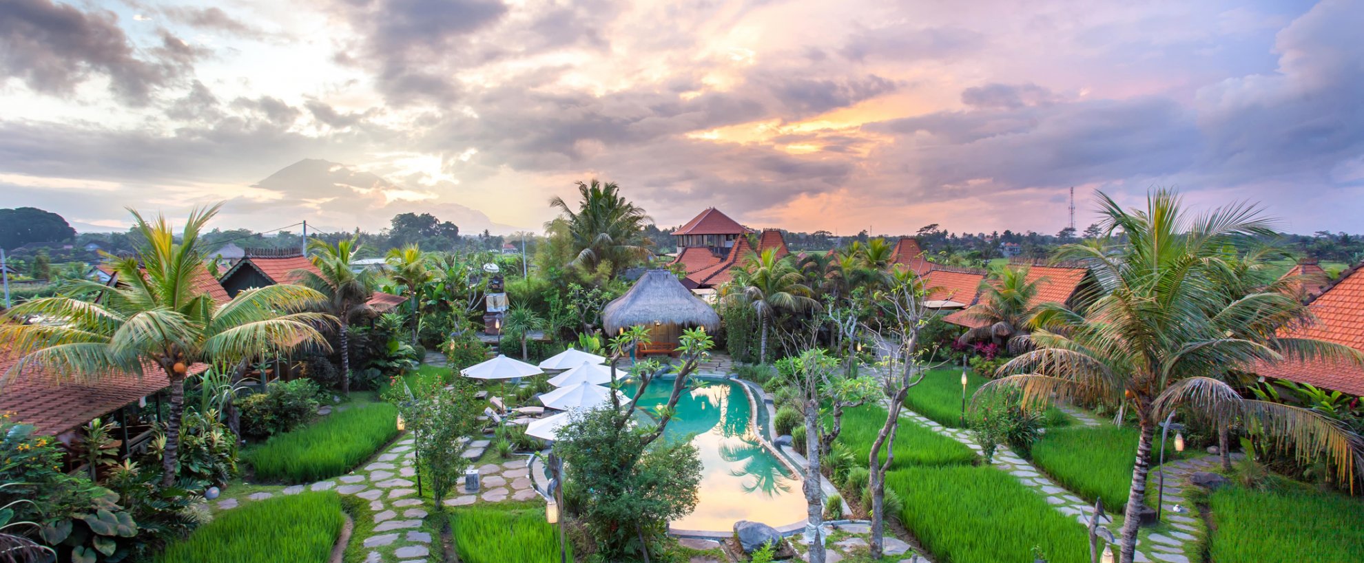 yoga urlaub reisen indonesien bali arya arkananta eco resort spa anlage oben 