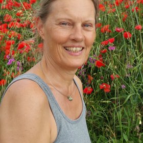 Yogalehrerin Karin Schönig