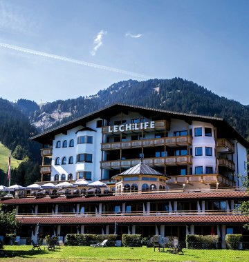 Österreich Tirol Reutte Naturhotel Lechlife Yoga Wandern Urlaub 
